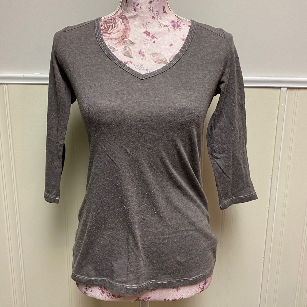 GAP V Neck Cotton Blend Shirt 3/4 Length Sleeves